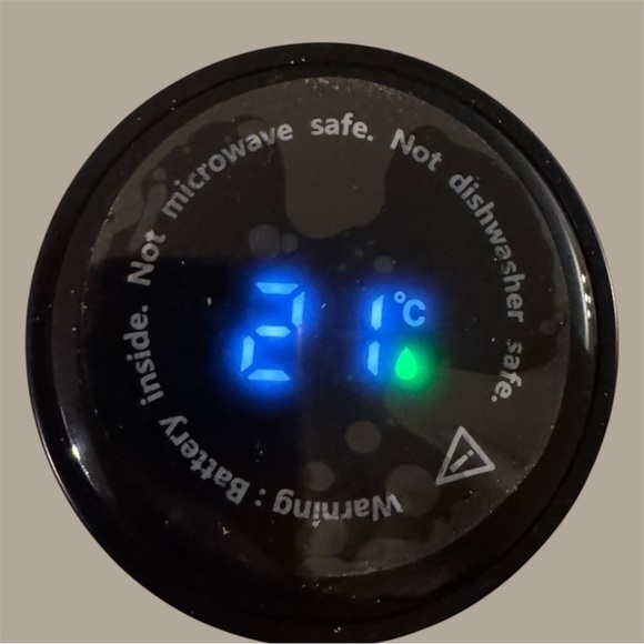 Louis Vuitton Red & White Digital Heated Thermos - Picture 3 of 3